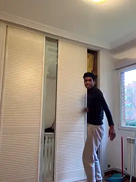 Ryan-hot online show from 12-11-24, 04:09