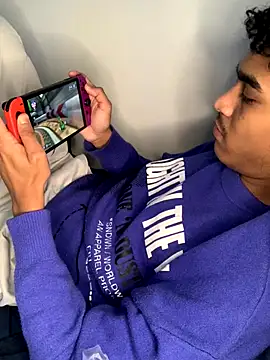 Ryan-hot online show from 10-22-25, 11:37