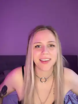 lunawolf21 online show from 02-23-25, 07:11