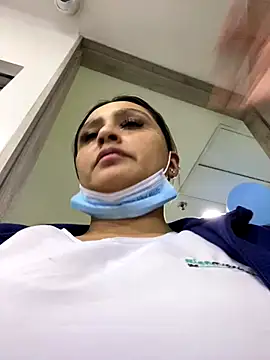 Snapshot of Keittly_ chatting on 10-21-25, 03:40 Keittly online show from 10-21-25, 03:40