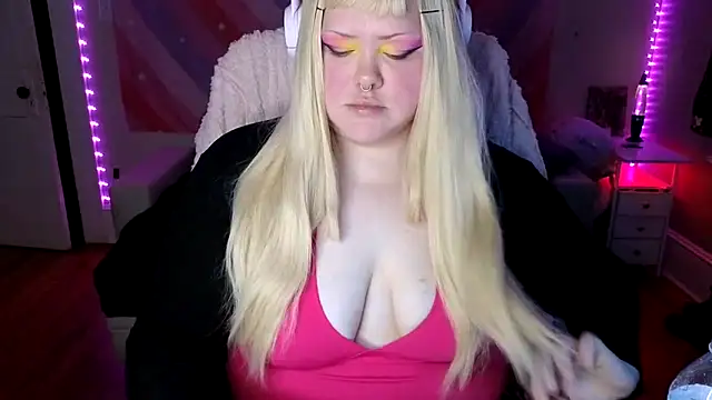 Flamefairy710 online show from 05-11-26, 01:44