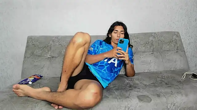 juliann sexxx18 online show from 09-18-25, 04:14