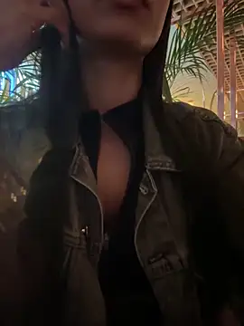 Snapshot of Lolitacooper chatting on 10-07-25, 09:01 Lolitacooper online show from 10-07-25, 09:01