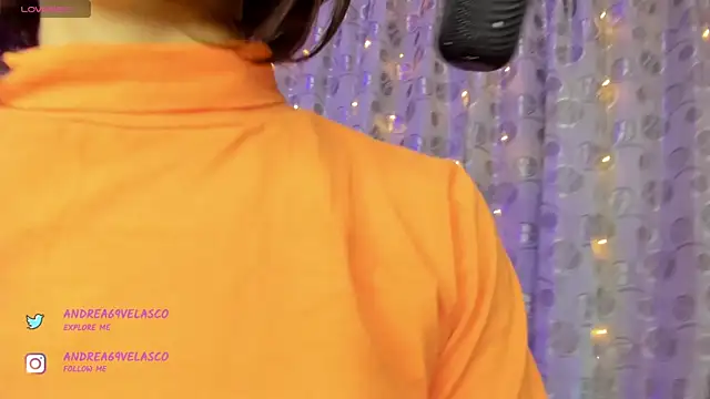 AndreaVelasco online show from 01-26-25, 11:18
