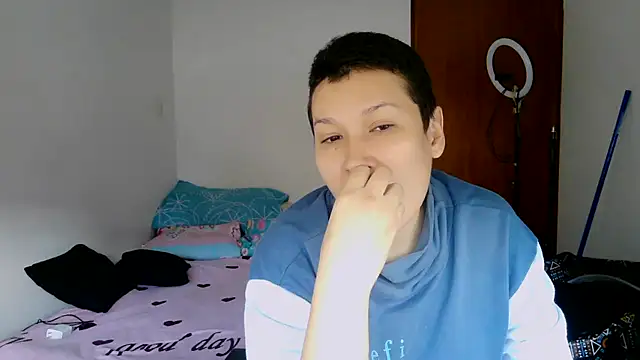 luxandracon23 online show from 01-10-26, 08:43