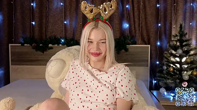 Lolly Lika online show from 12-18-24, 12:07