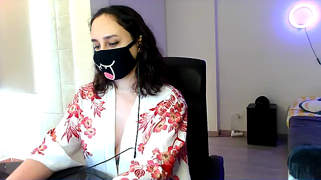 GummyPeachh online show from 12-03-24, 02:27