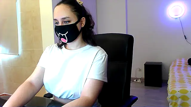 GummyPeachh online show from 12-06-24, 11:22