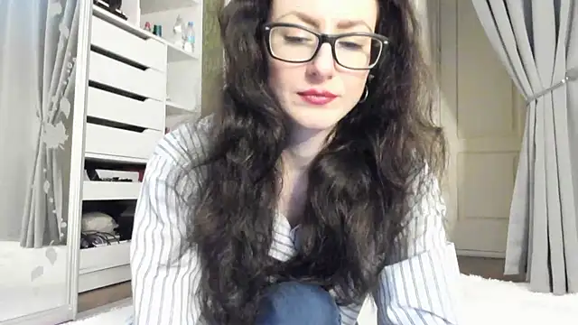 Baby Jewel online show from 11-09-25, 11:08