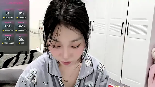 Snapshot of MMiao-66u chatting on 01-20-25, 07:47 MMiao-66u online show from 01-20-25, 07:47