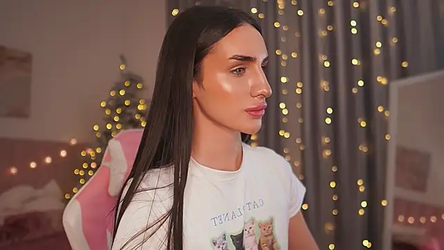 Snapshot of Kim_Oberlin_ chatting on 12-20-24, 07:39 Kim Oberlin online show from 12-20-24, 07:39