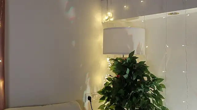 Snapshot of Kim_Oberlin_ chatting on 01-30-25, 12:37 Kim Oberlin online show from 01-30-25, 12:37