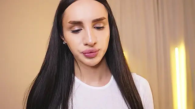 Snapshot of Kim_Oberlin_ chatting on 10-21-25, 11:33 Kim Oberlin online show from 10-21-25, 11:33