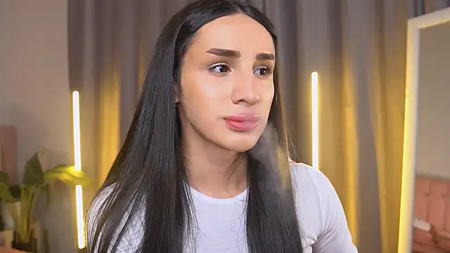 Kim Oberlin  online show from 11-13-25, 03:55