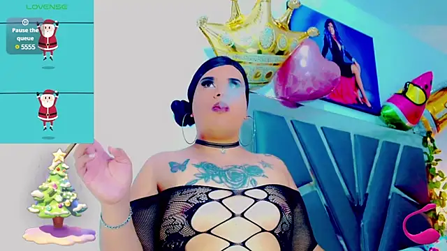 Snapshot of nauthyvalentina chatting on 12-20-24, 08:55 nauthyvalentina online show from 12-20-24, 08:55