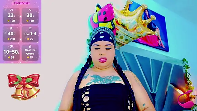 Snapshot of nauthyvalentina chatting on 12-27-24, 02:12 nauthyvalentina online show from 12-27-24, 02:12