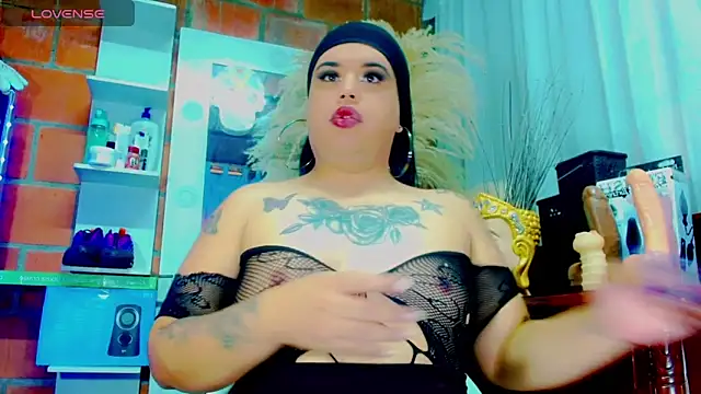 Snapshot of nauthyvalentina chatting on 02-13-26, 04:58 nauthyvalentina online show from 02-13-26, 04:58