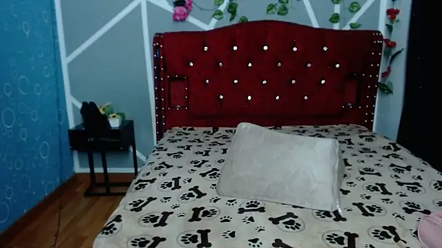 Snapshot of stephanieross202cl chatting on 02-07-25, 03:23 stephanieross202cl online show from 02-07-25, 03:23