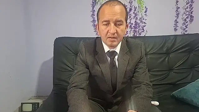 yazforeSolo online show from 11-20-25, 02:28