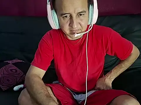 Snapshot of yazforeSolo chatting on 03-03-26, 01:28 yazforeSolo online show from 03-03-26, 01:28