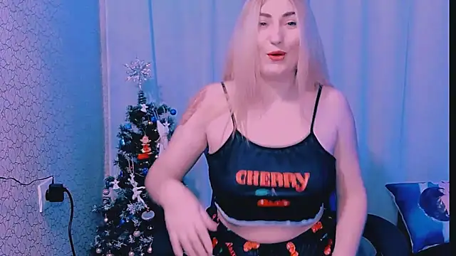 Snapshot of JaneLaJewel chatting on 12-20-25, 11:17 JaneLaJewel online show from 12-20-25, 11:17