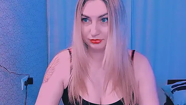 Snapshot of JaneLaJewel chatting on 02-06-26, 12:04 JaneLaJewel online show from 02-06-26, 12:04