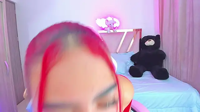 Sofia martiin online show from 02-24-25, 03:09