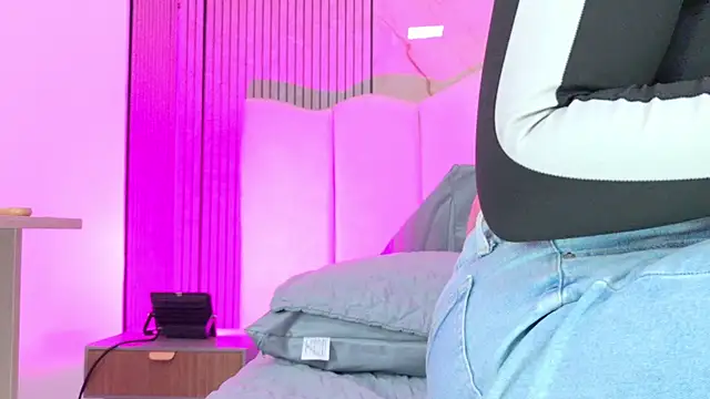Sofia martiin online show from 05-01-26, 03:11