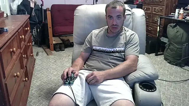 Snapshot of ScubaStevex chatting on 09-24-25, 02:37 ScubaStevex online show from 09-24-25, 02:37