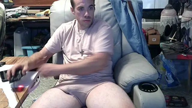 Snapshot of ScubaStevex chatting on 10-15-25, 03:39 ScubaStevex online show from 10-15-25, 03:39