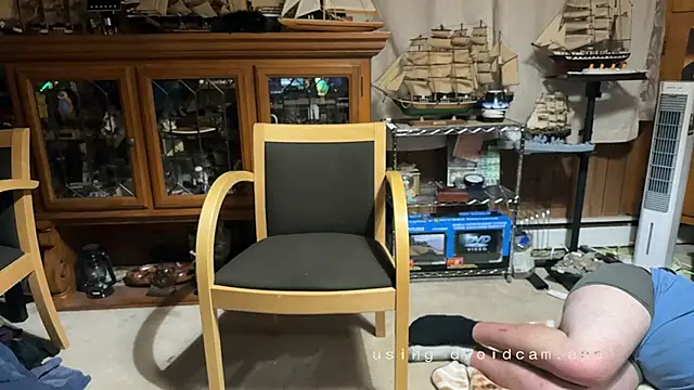 Snapshot of ScubaStevex chatting on 05-07-26, 07:58 ScubaStevex online show from 05-07-26, 07:58