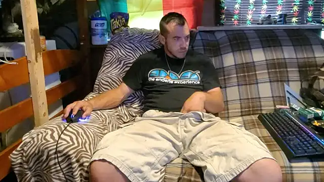 ScubaStevex online show from 07-28-26, 03:21