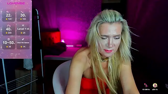 Snapshot of Luna__Lewis chatting on 12-04-24, 08:23 Luna Lewis online show from 12-04-24, 08:23