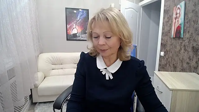 Milla Cutie18 online show from 01-27-25, 05:47