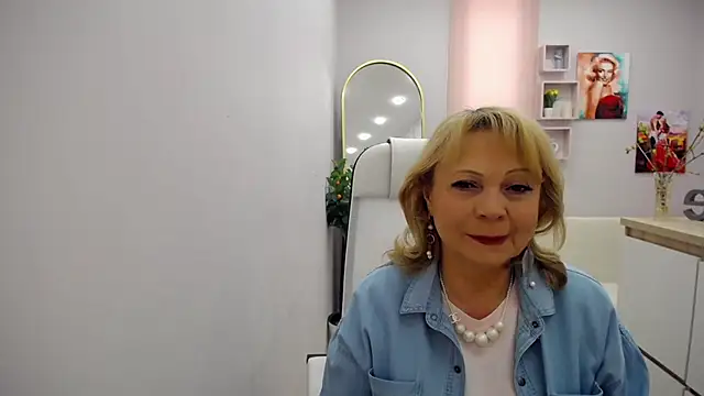 Milla Cutie18 online show from 04-10-26, 05:01