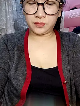 Snapshot of Basabetnga chatting on 07-18-26, 01:37 Basabetnga online show from 07-18-26, 01:37