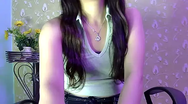 Snapshot of sonam_love- chatting on 12-26-24, 10:48 sonam love- online show from 12-26-24, 10:48