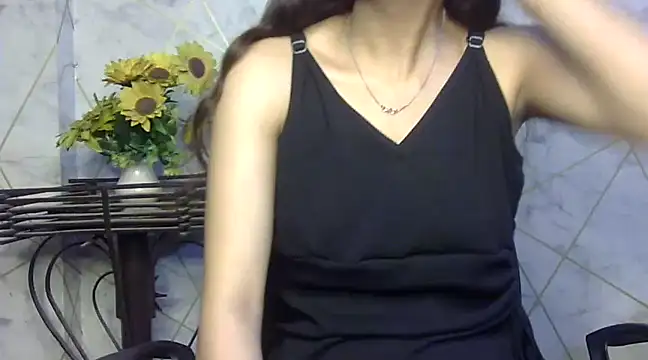 Snapshot of sonam_love- chatting on 02-22-25, 03:36 sonam love- online show from 02-22-25, 03:36