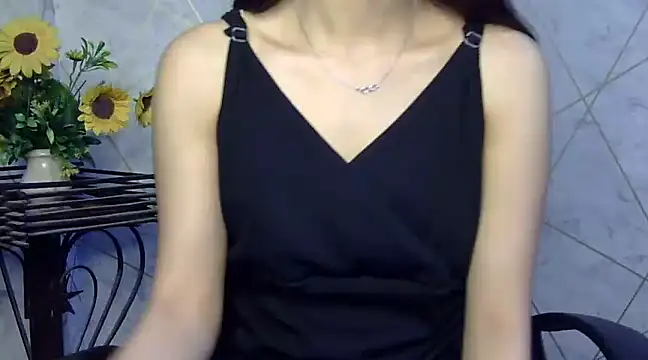 Snapshot of sonam_love- chatting on 02-26-25, 03:08 sonam love- online show from 02-26-25, 03:08