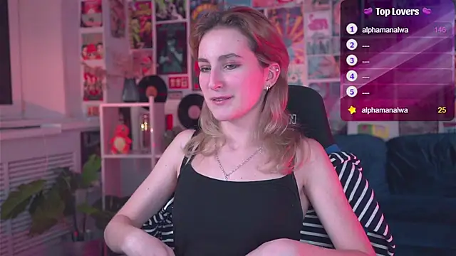 LuxRayi online show from 02-20-25, 06:13