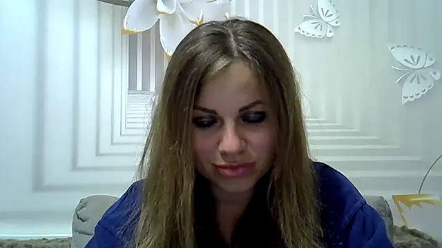 Snapshot of TinaFun4u chatting on 04-15-26, 07:21 TinaFun4u online show from 04-15-26, 07:21