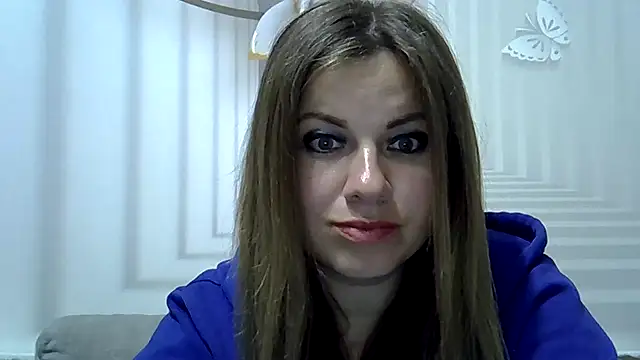 Snapshot of TinaFun4u chatting on 05-10-26, 07:19 TinaFun4u online show from 05-10-26, 07:19