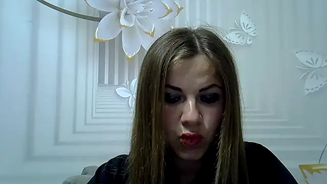 Snapshot of TinaFun4u chatting on 05-21-26, 10:17 TinaFun4u online show from 05-21-26, 10:17