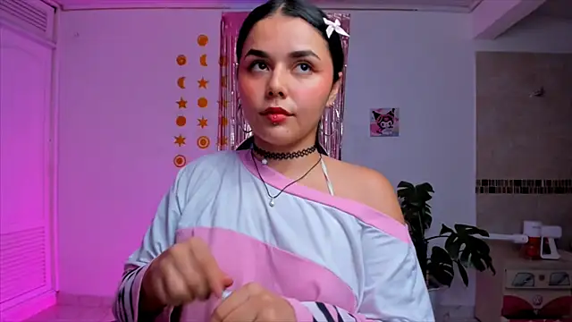 Kaoriyoshii online show from 10-23-25, 09:35