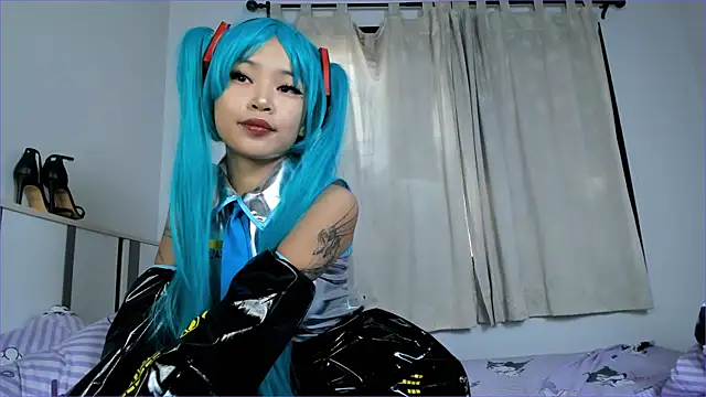 alina dream online show from 02-15-25, 04:36