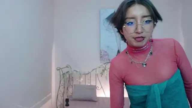 Xayah 77 online show from 12-26-24, 04:47
