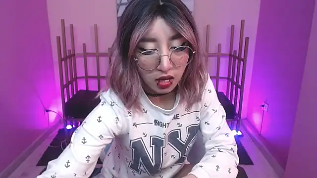 Xayah 77 online show from 02-19-25, 01:28