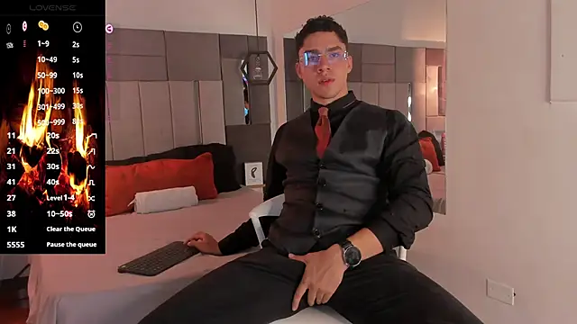 LiamNovak online show from 11-27-25, 12:51