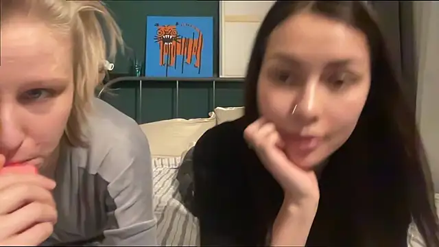 Snapshot of KatiKate chatting on 11-06-25, 03:46 KatiKate online show from 11-06-25, 03:46