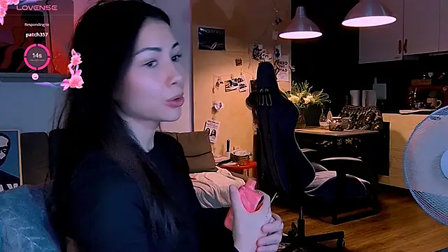 Snapshot of KatiKate chatting on 11-07-25, 03:56 KatiKate online show from 11-07-25, 03:56